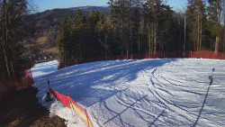 Prostřední část sjezdovky a snowpark