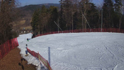 Prostřední část sjezdovky a snowpark
