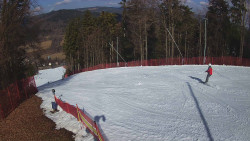 Prostřední část sjezdovky a snowpark