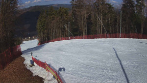 Skiareál Karolinka - Prostřední část sjezdovky a snowpark - 3.3.2026 v 12:32 Skiareál Karolinka - Prostřední část sjezdovky a snowpark - 3.3.2026 v 12:32