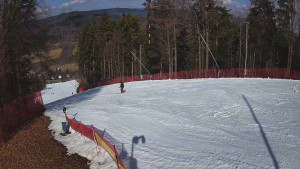Skiareál Karolinka - Prostřední část sjezdovky a snowpark - 3.3.2026 v 12:45 Skiareál Karolinka - Prostřední část sjezdovky a snowpark - 3.3.2026 v 12:45