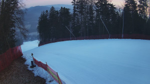 Skiareál Karolinka - Prostřední část sjezdovky a snowpark - 4.3.2026 v 06:20 Skiareál Karolinka - Prostřední část sjezdovky a snowpark - 4.3.2026 v 06:20