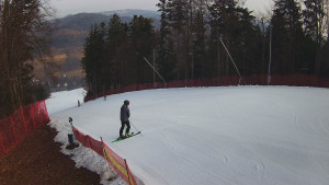 Skiareál Karolinka - Prostřední část sjezdovky a snowpark - 4.3.2026 v 08:45 Skiareál Karolinka - Prostřední část sjezdovky a snowpark - 4.3.2026 v 08:45