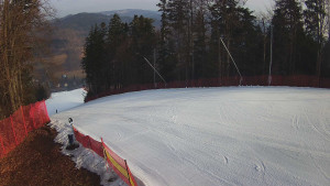 Skiareál Karolinka - Prostřední část sjezdovky a snowpark - 4.3.2026 v 08:50 Skiareál Karolinka - Prostřední část sjezdovky a snowpark - 4.3.2026 v 08:50