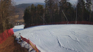 Skiareál Karolinka - Prostřední část sjezdovky a snowpark - 4.3.2026 v 09:32 Skiareál Karolinka - Prostřední část sjezdovky a snowpark - 4.3.2026 v 09:32