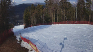 Skiareál Karolinka - Prostřední část sjezdovky a snowpark - 4.3.2026 v 14:02 Skiareál Karolinka - Prostřední část sjezdovky a snowpark - 4.3.2026 v 14:02