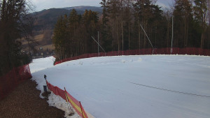 Skiareál Karolinka - Prostřední část sjezdovky a snowpark - 4.3.2026 v 17:10 Skiareál Karolinka - Prostřední část sjezdovky a snowpark - 4.3.2026 v 17:10