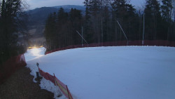 Prostřední část sjezdovky a snowpark