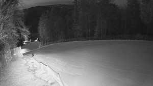 Skiareál Karolinka - Prostřední část sjezdovky a snowpark - 4.3.2026 v 18:25 Skiareál Karolinka - Prostřední část sjezdovky a snowpark - 4.3.2026 v 18:25