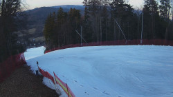 Prostřední část sjezdovky a snowpark