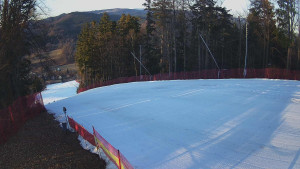 Skiareál Karolinka  - Prostřední část sjezdovky a snowpark - 9.3.2026 v 16:55