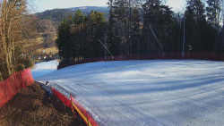 Prostřední část sjezdovky a snowpark