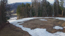 Prostřední část sjezdovky a snowpark