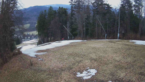 Skiareál Karolinka  - Prostřední část sjezdovky a snowpark - 25.3.2026 v 14:10