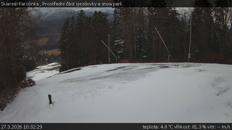 Skiareál Karolinka  - Prostřední část sjezdovky a snowpark - 27.3.2026 v 10:32