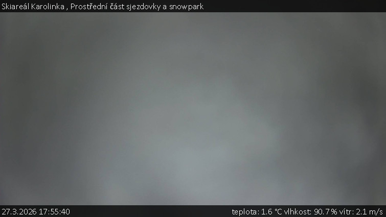 Skiareál Karolinka  - Prostřední část sjezdovky a snowpark - 27.3.2026 v 17:55