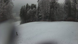 Prostřední část sjezdovky a snowpark