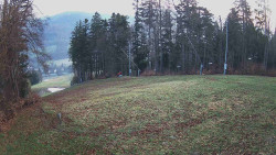 Prostřední část sjezdovky a snowpark