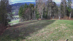 Prostřední část sjezdovky a snowpark