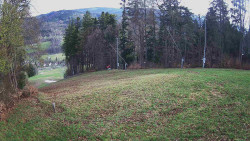 Prostřední část sjezdovky a snowpark