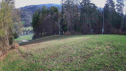 Prostřední část sjezdovky a snowpark