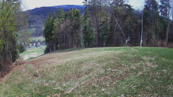 Prostřední část sjezdovky a snowpark