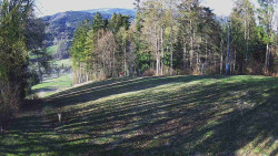 Prostřední část sjezdovky a snowpark