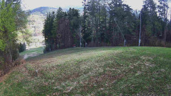 Prostřední část sjezdovky a snowpark