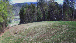 Prostřední část sjezdovky a snowpark