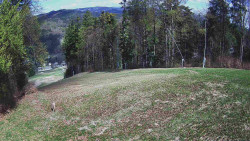 Prostřední část sjezdovky a snowpark