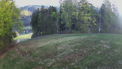 Prostřední část sjezdovky a snowpark
