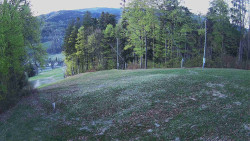 Prostřední část sjezdovky a snowpark