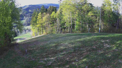 Prostřední část sjezdovky a snowpark