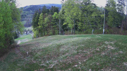 Prostřední část sjezdovky a snowpark