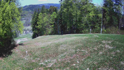 Prostřední část sjezdovky a snowpark