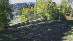 Prostřední část sjezdovky a snowpark