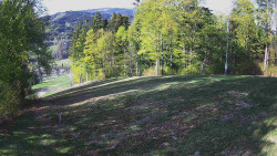 Prostřední část sjezdovky a snowpark