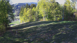 Prostřední část sjezdovky a snowpark