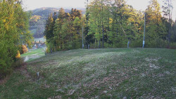 Prostřední část sjezdovky a snowpark