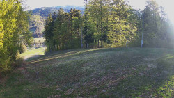 Prostřední část sjezdovky a snowpark