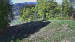 Prostřední část sjezdovky a snowpark