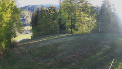 Prostřední část sjezdovky a snowpark