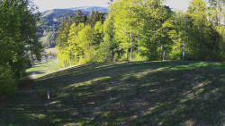 Prostřední část sjezdovky a snowpark