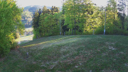 Prostřední část sjezdovky a snowpark