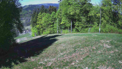 Prostřední část sjezdovky a snowpark