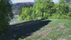 Prostřední část sjezdovky a snowpark