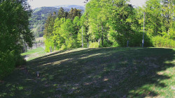 Prostřední část sjezdovky a snowpark