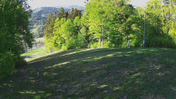 Prostřední část sjezdovky a snowpark