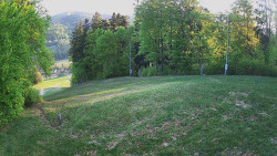 Prostřední část sjezdovky a snowpark