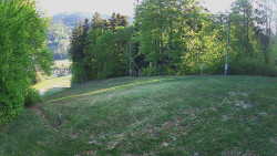 Prostřední část sjezdovky a snowpark